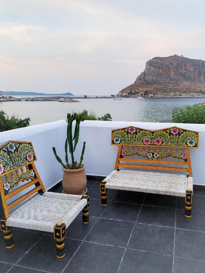 Lulu - Self Catering Accommodation Monemvasia Bagian luar foto