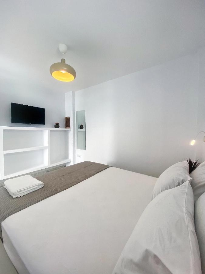Lulu - Self Catering Accommodation Monemvasia Bagian luar foto