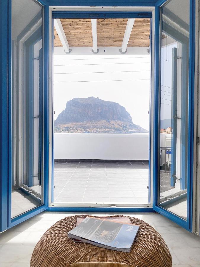 Lulu - Self Catering Accommodation Monemvasia Bagian luar foto